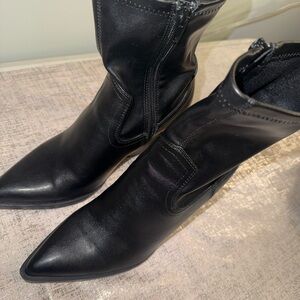 Forever 21 Black Pointed Toe Ankle Booties